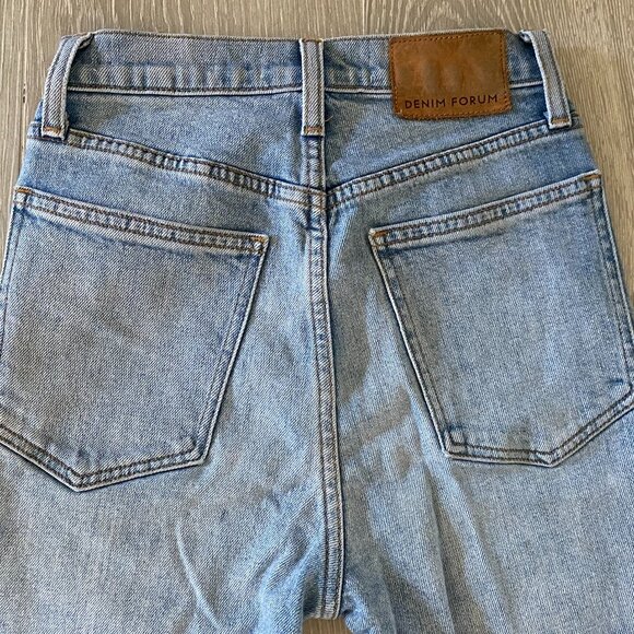 Aritzia Denim Forum The Bailey High Rise Boot Jeans - Picture 4 of 9